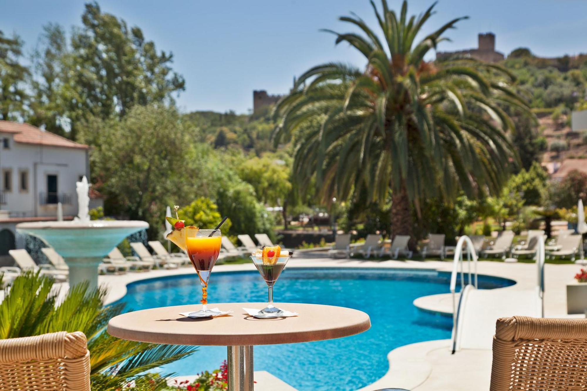 Hotel Dos Templarios Tomar Bagian luar foto